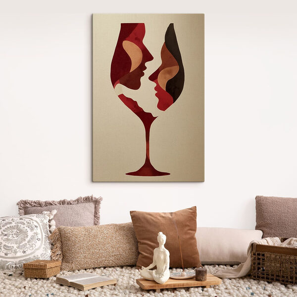 Wine glass with faces in it